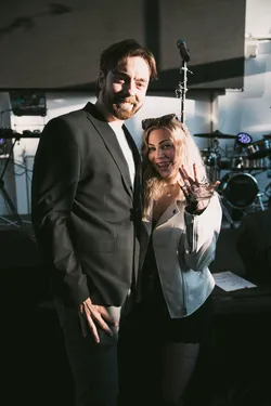 Esme X Vekseli kuva 20