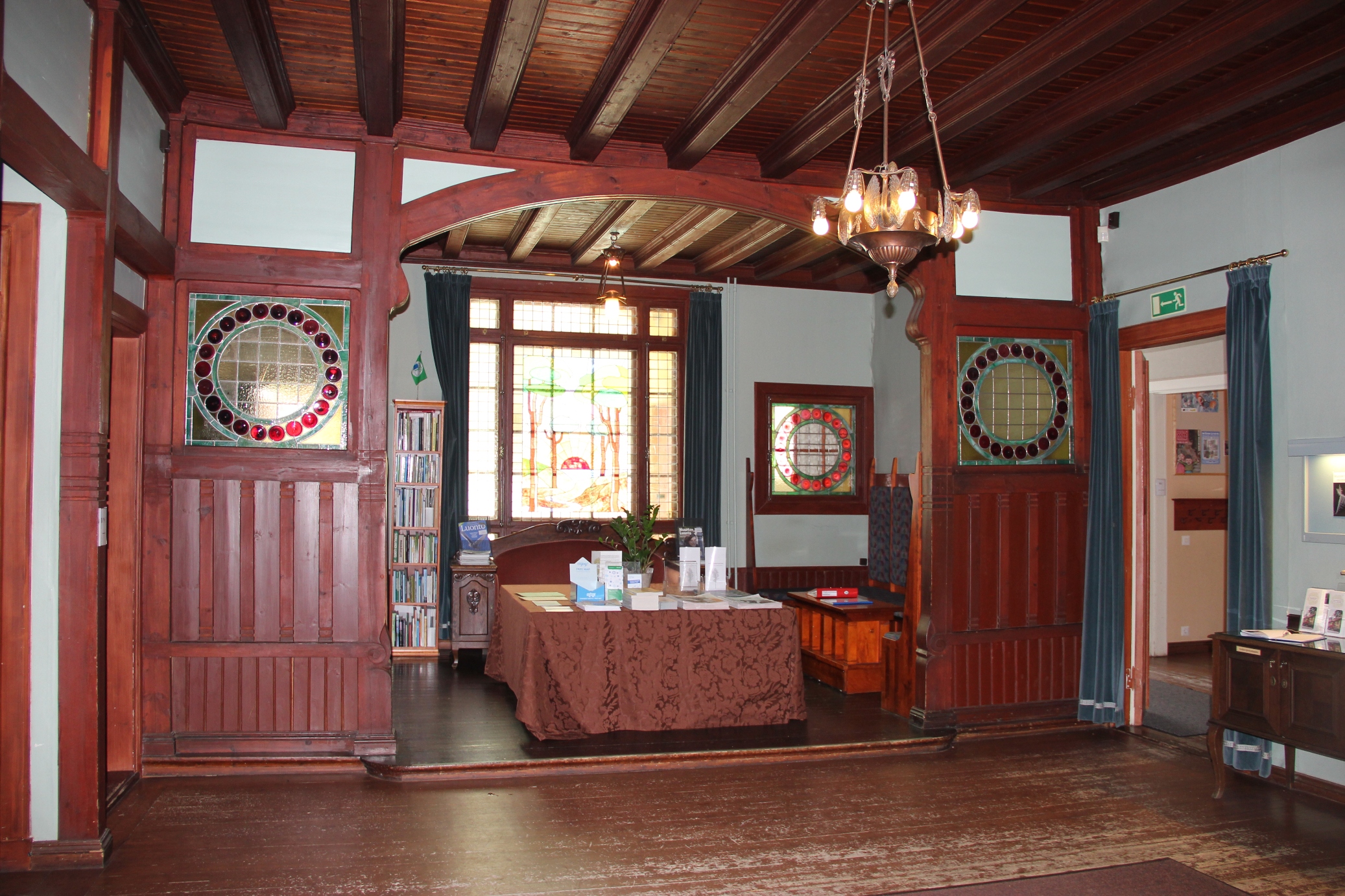 Villa Elfvikin sisätilat Espoossa